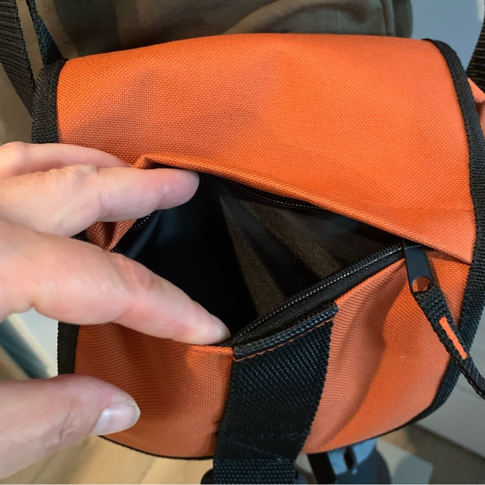 GH Bass & Co. Orange Crossbody Bag - Picture 4 of 11